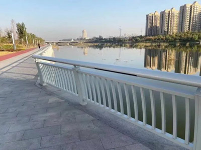 景觀（guān）護（hù）欄